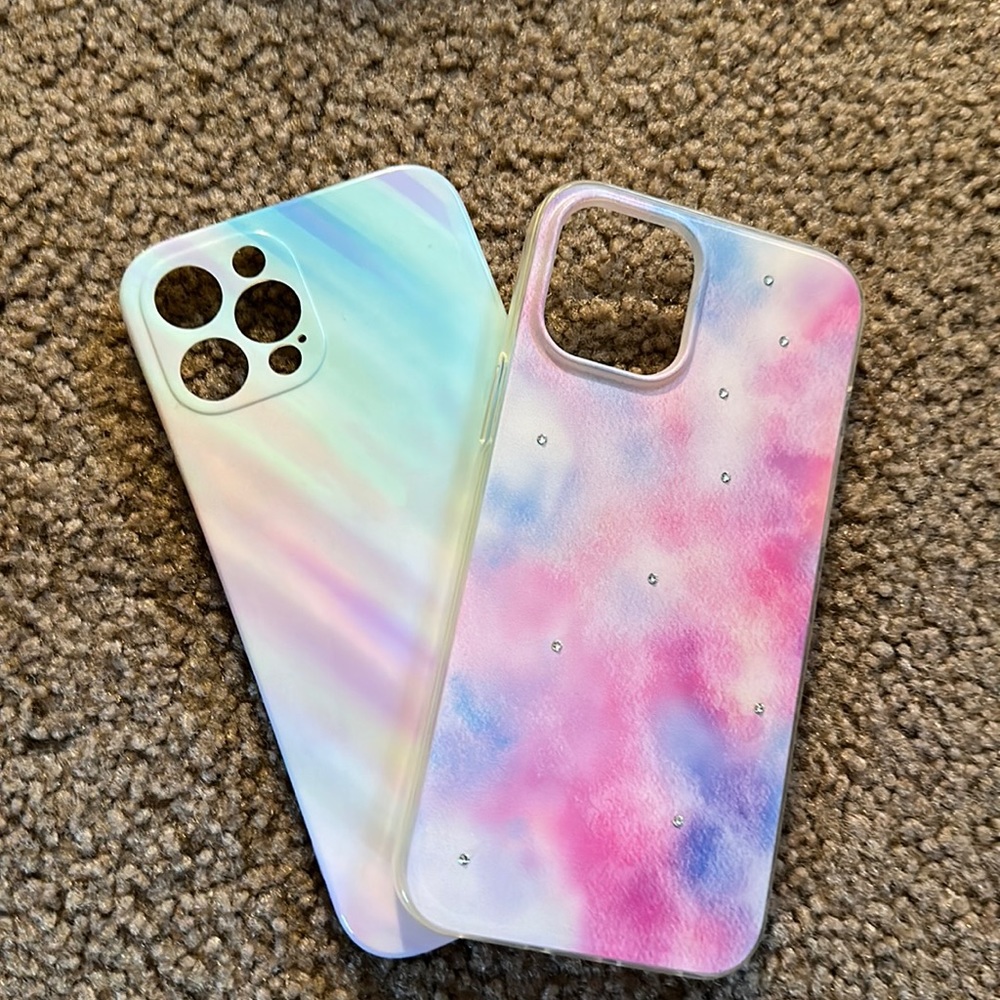 2 iPhone 12 pro max cases